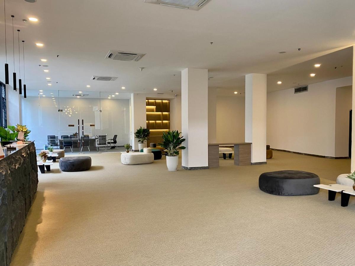 The Arrivals-Apartment Studio-Best Pool-District 1 Ho Chi Minh City Bagian luar foto